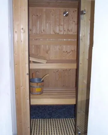 Robby2 Дом отдыха *